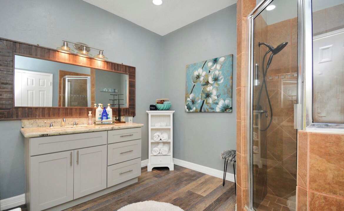 Photo of Bathroom in Barker