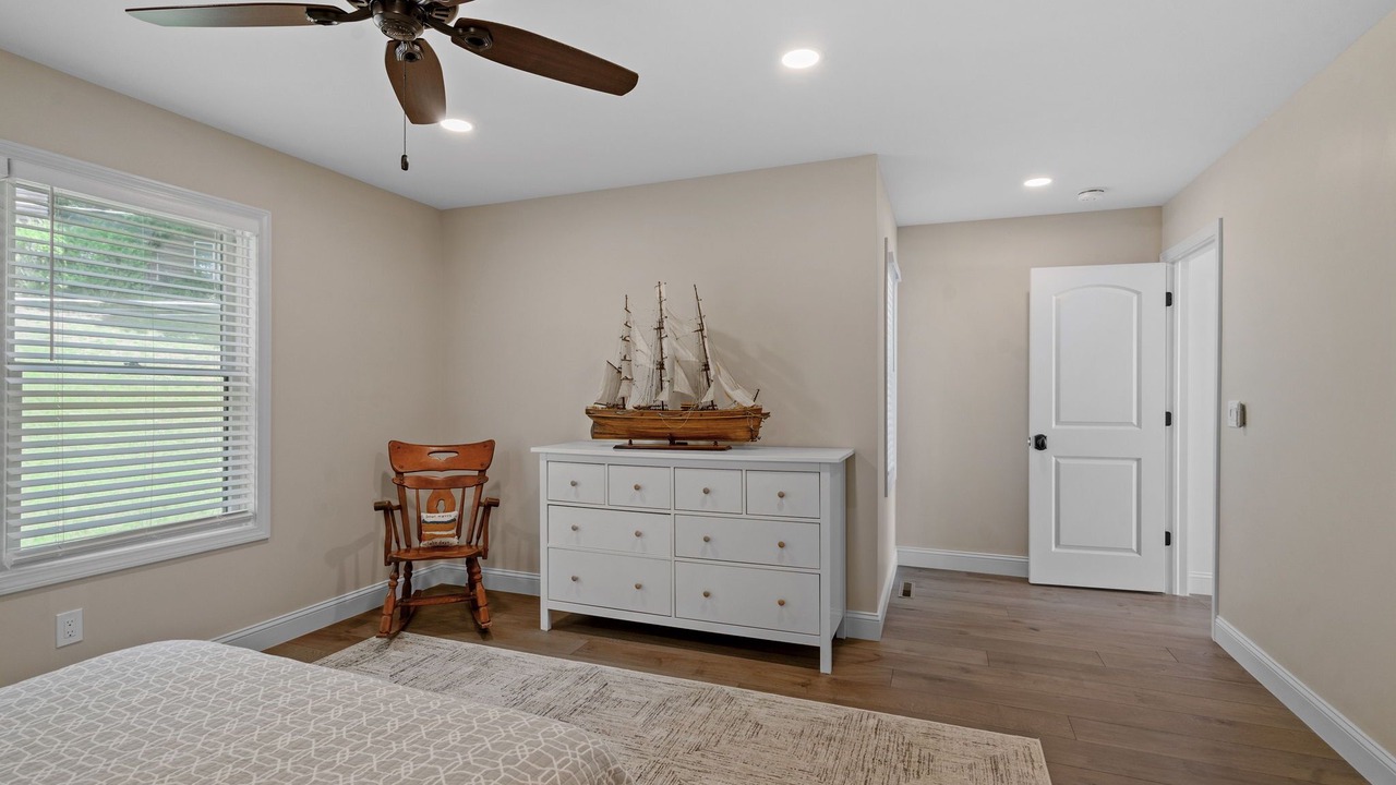 Photo of Bedroom in Saratoga Springs