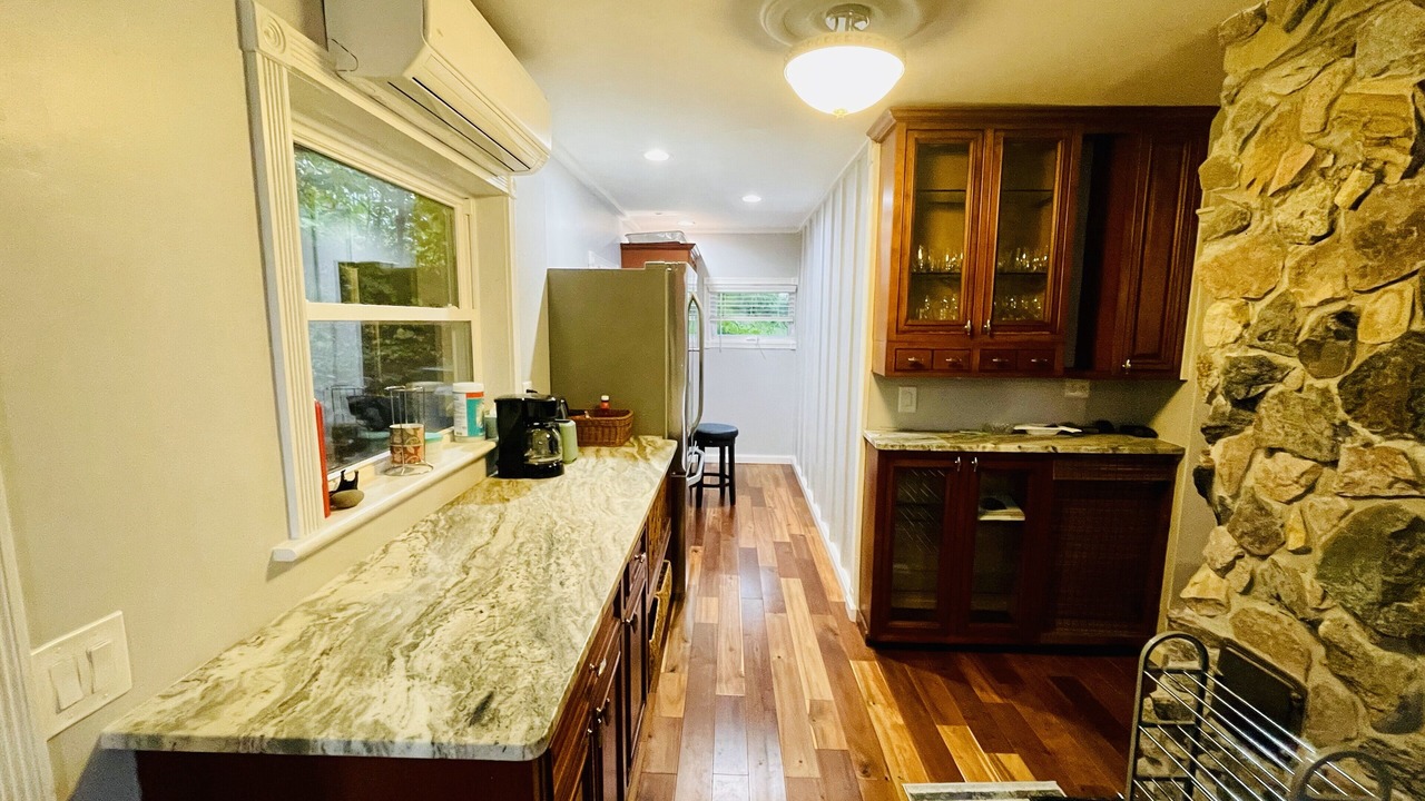 Photo of Kitchen in Town of Richmond