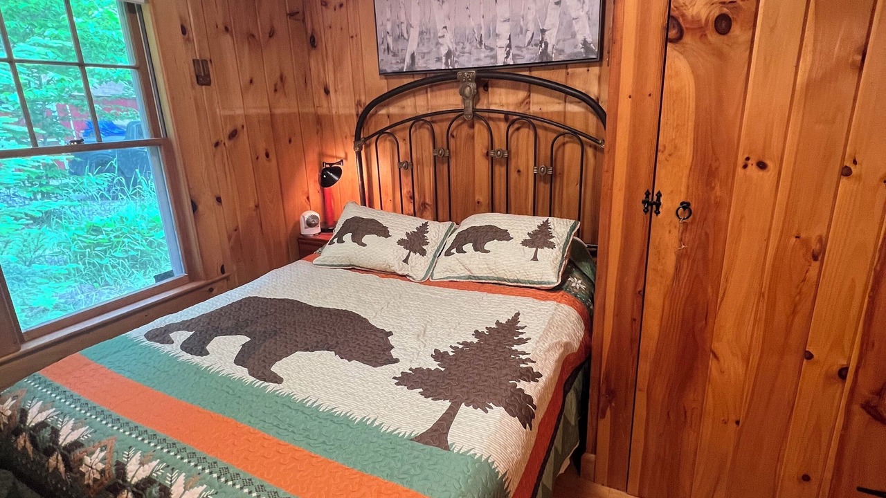 Photo of Bedroom in Warren