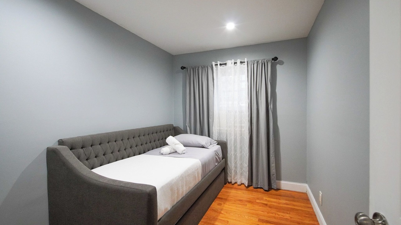 Photo of Bedroom in Weehawken