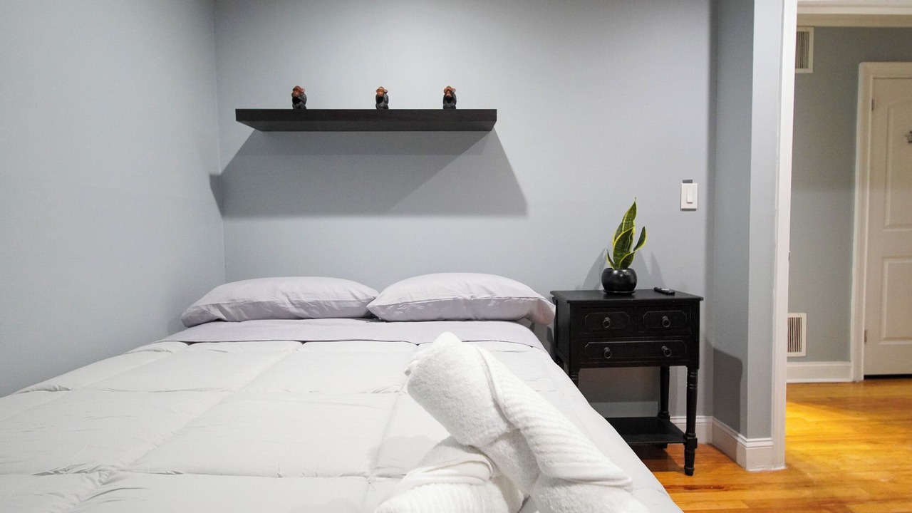 Photo of Bedroom in Weehawken
