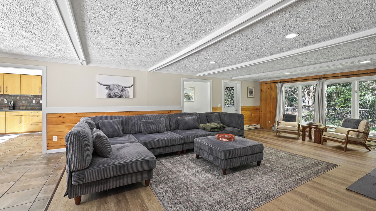 Photo of Livingroom in Great Valley