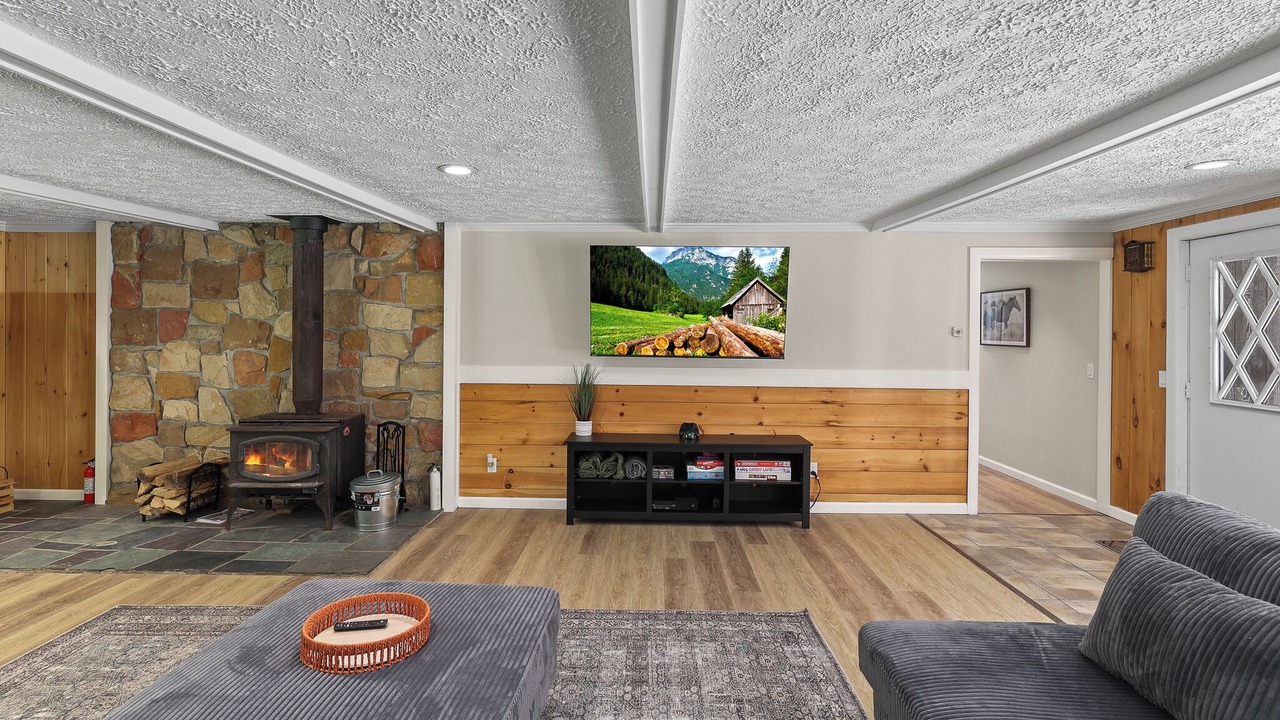Photo of Livingroom in Great Valley