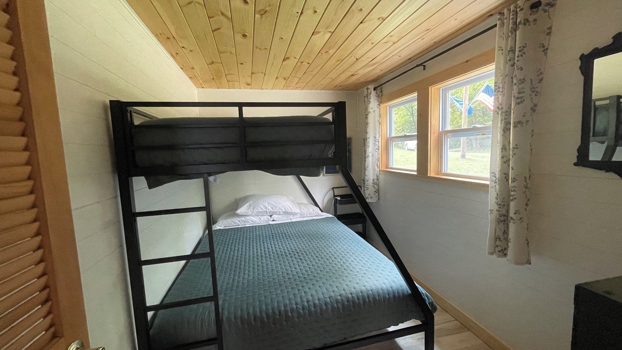 Photo of Bedroom in Rushford Lake