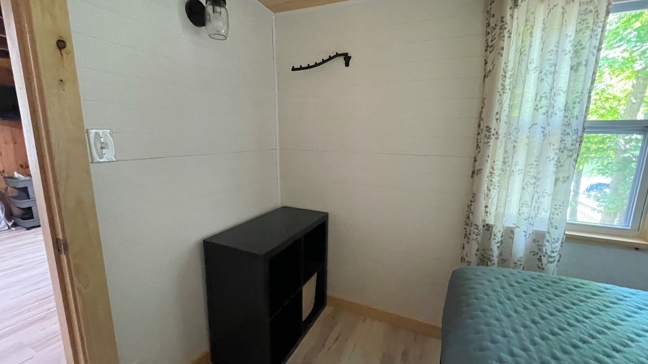 Photo of Bedroom in Rushford Lake