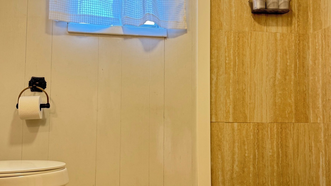 Photo of Bathroom in Avella