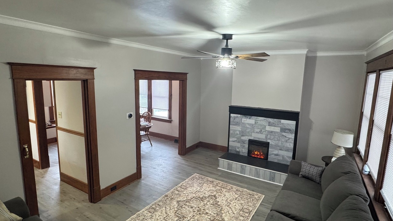 Photo of Livingroom in Aliquippa