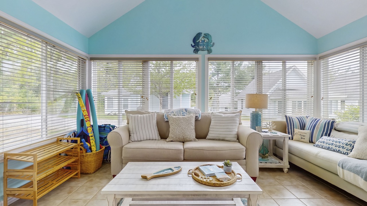 Photo of Livingroom in Summer Village