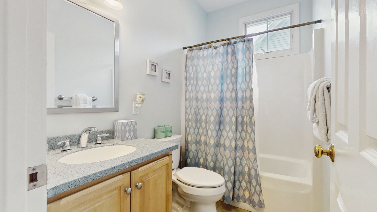 Photo of Bathroom in Summer Village