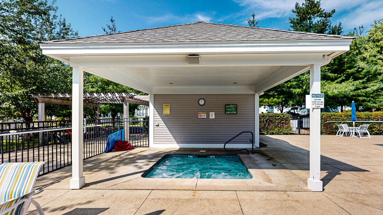 Photo of Patio Balcony in Summer Village
