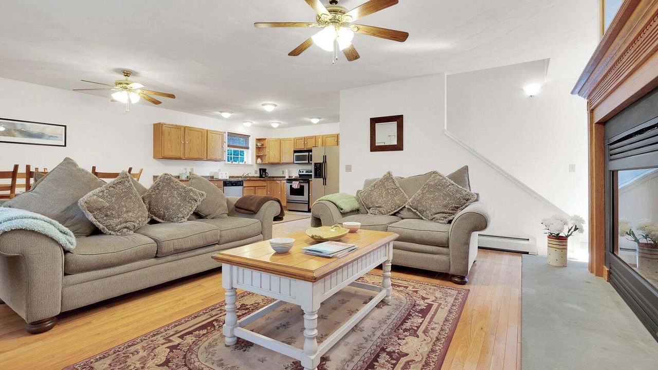 Photo of Livingroom in Greenwood