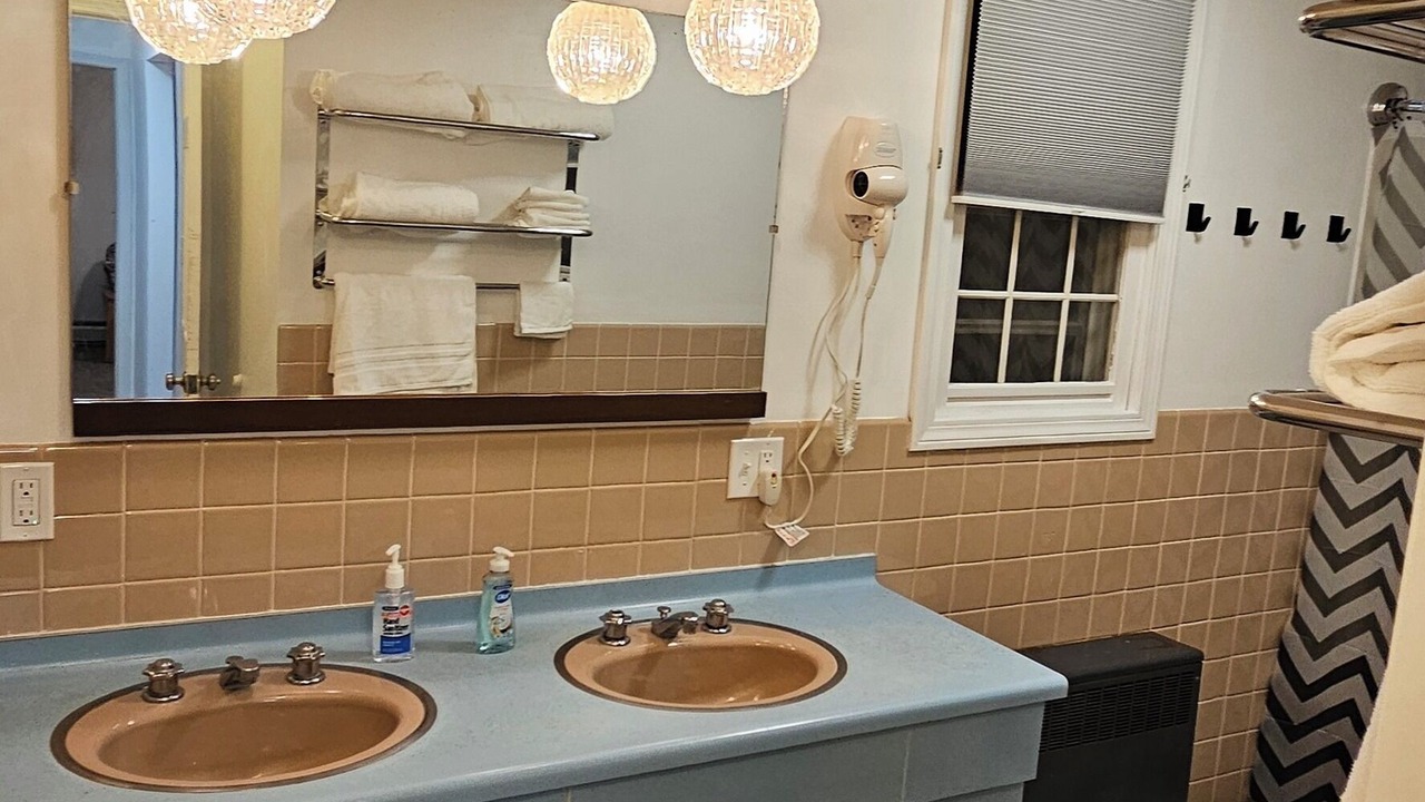 Photo of Bathroom in Williston North