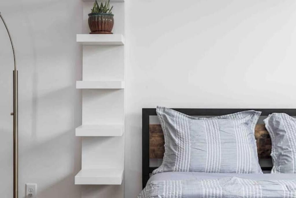 Photo of Bedroom in Old North End