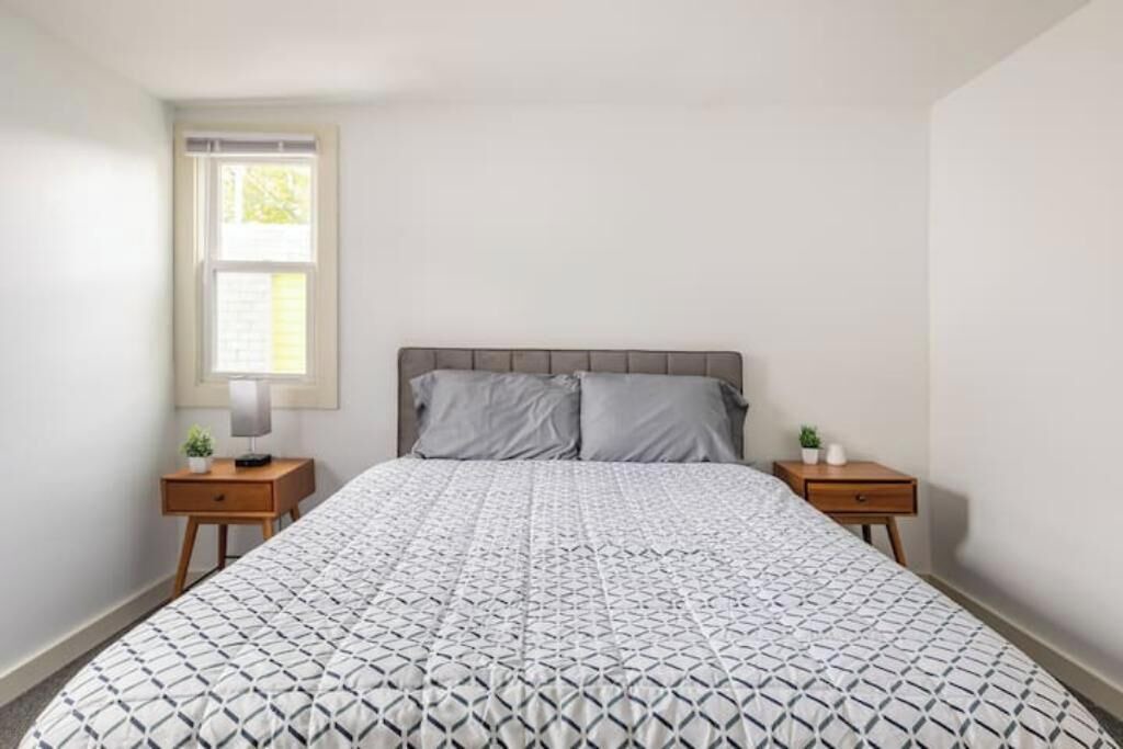 Photo of Bedroom in Old North End