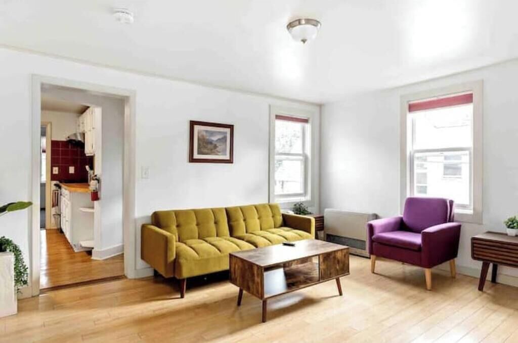 Photo of Livingroom in Old North End