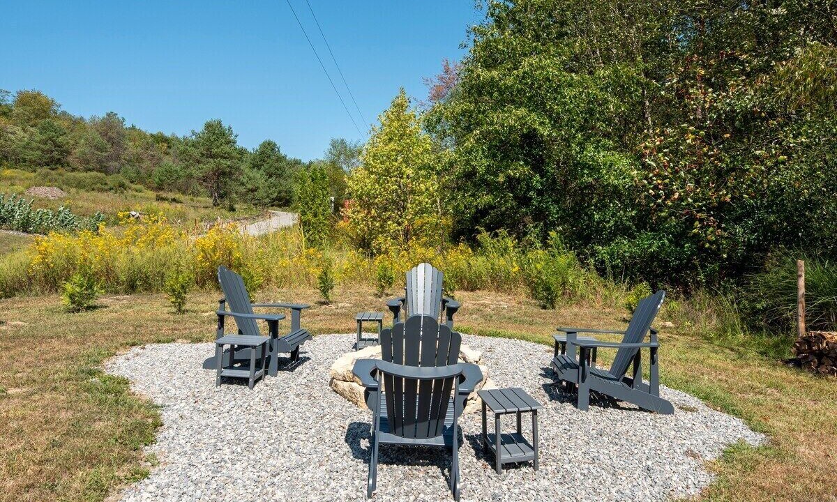Photo of Outdoor in McArthur