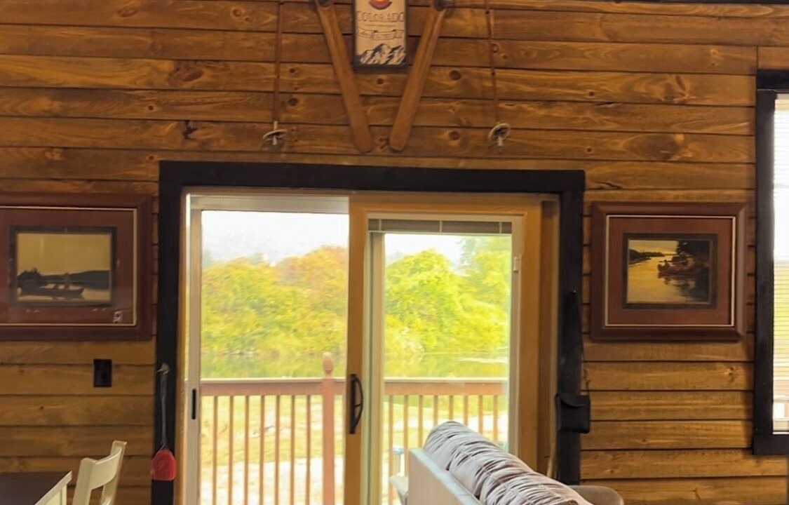 Photo of Livingroom in Whitehall