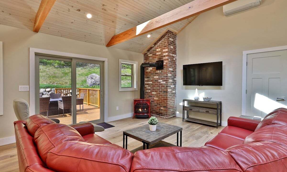 Photo of Livingroom in Pittsfield