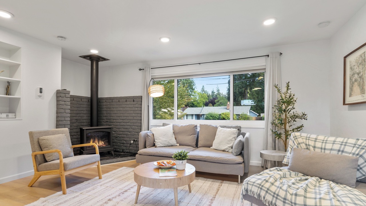 Photo of Livingroom in Mountlake Terrace