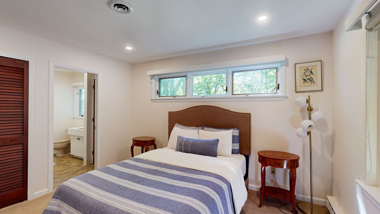 Photo of Bedroom in Jamaica