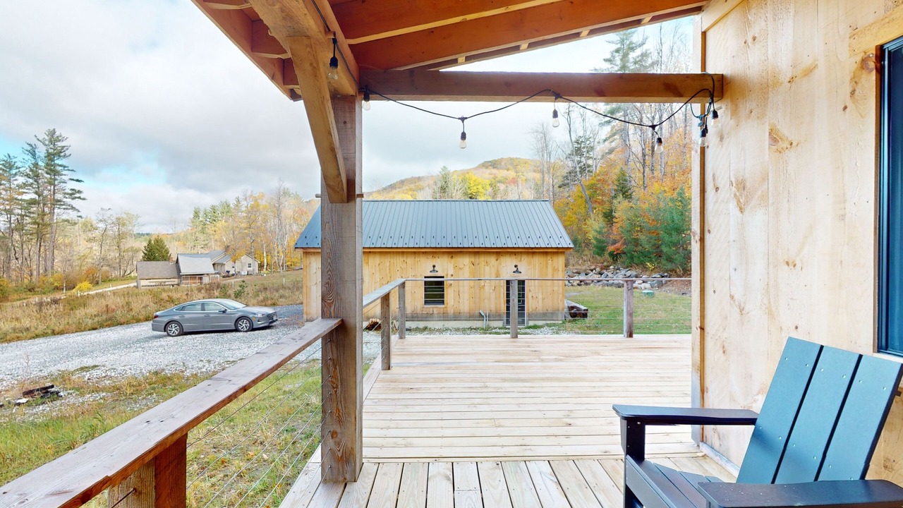 Photo of Patio Balcony in Hartland Four Corners