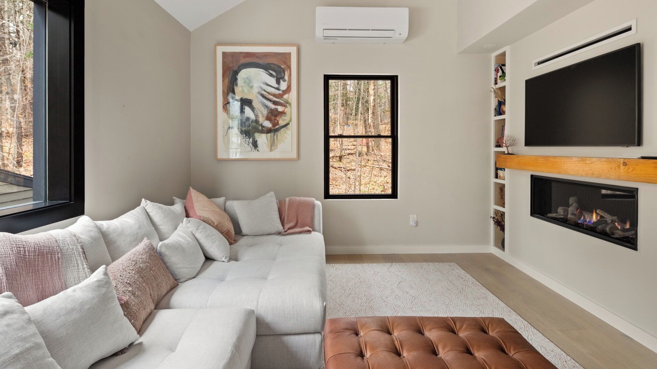 Photo of Livingroom in Stowe Hollow