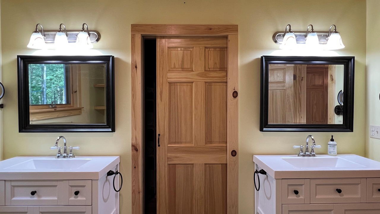 Photo of Bathroom in Jay