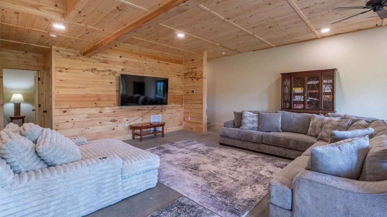 Photo of Livingroom in Qualla