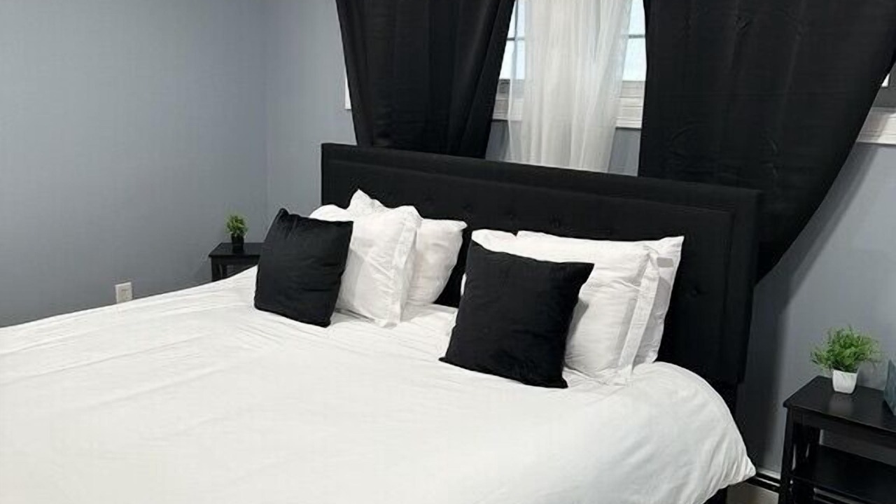 Photo of Bedroom in Rimmon Heights