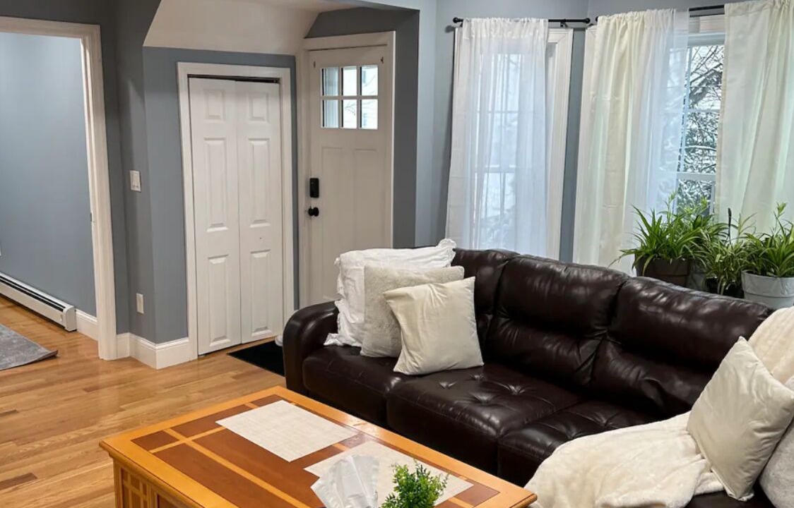 Photo of Livingroom in Rimmon Heights