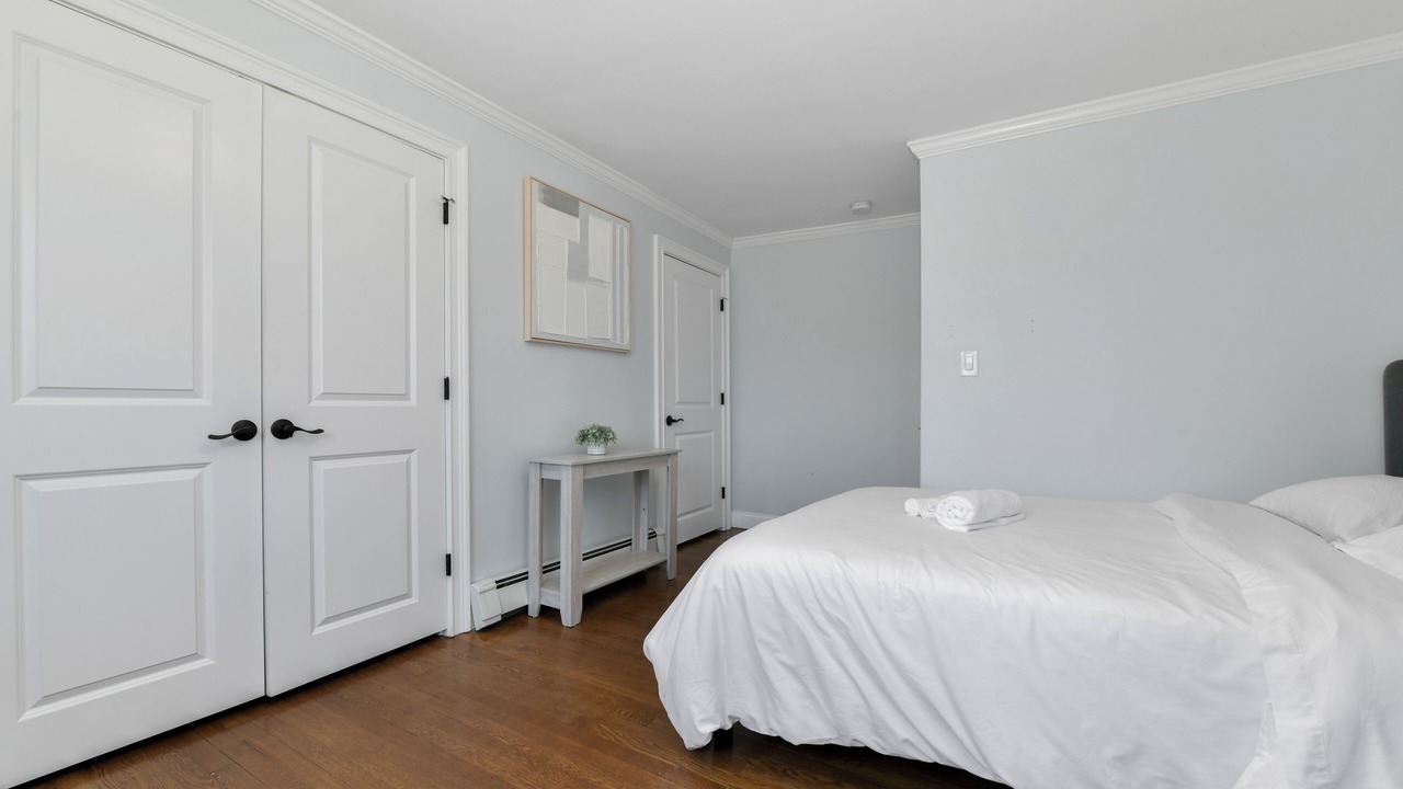 Photo of Bedroom in Eagle Hill