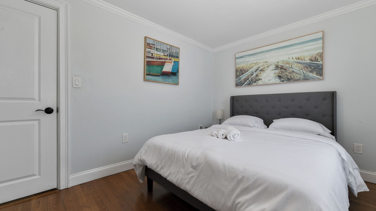 Photo of Bedroom in Eagle Hill
