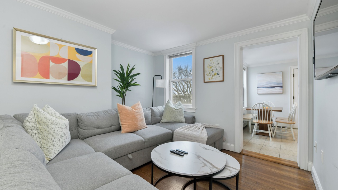 Photo of Livingroom in Eagle Hill
