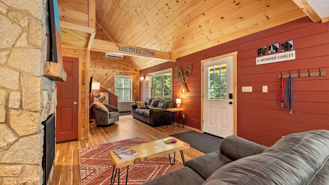 Photo of Livingroom in Bethel