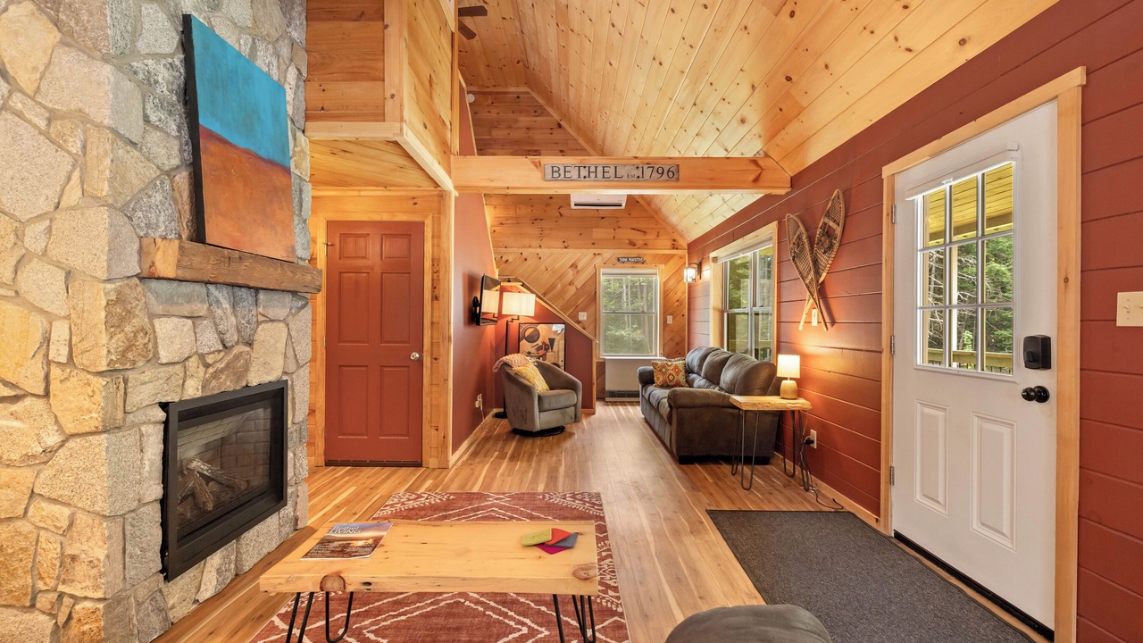 Photo of Livingroom in Bethel