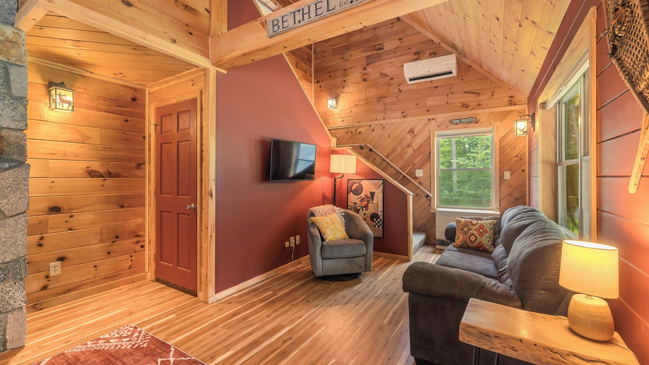Photo of Livingroom in Bethel