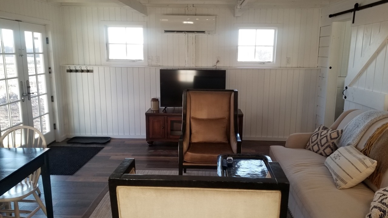 Photo of Livingroom in Valatie
