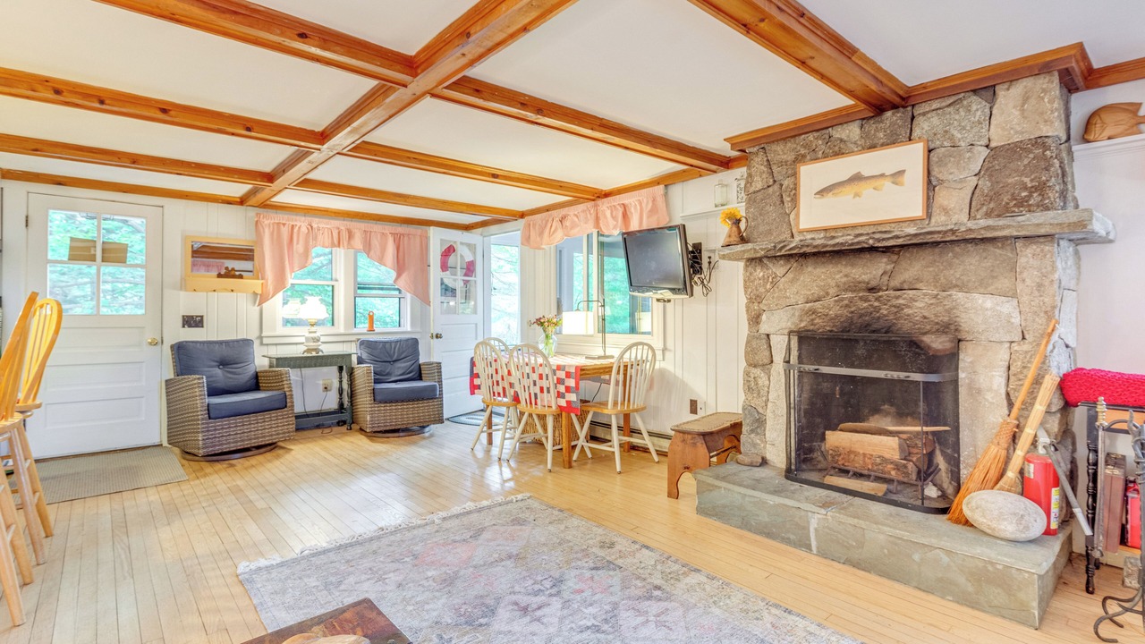 Photo of Livingroom in Bradford