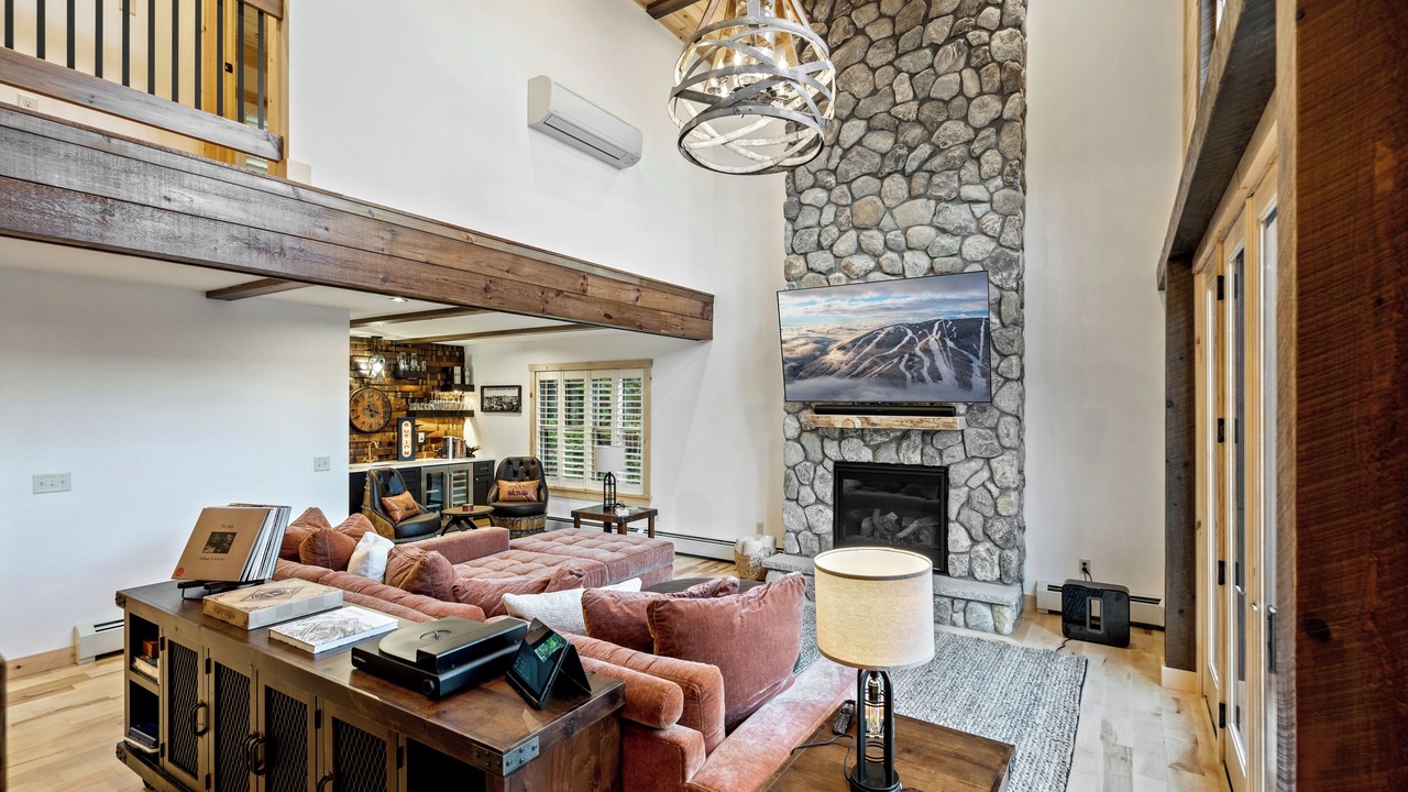 Photo of Livingroom in Sunday River Area
