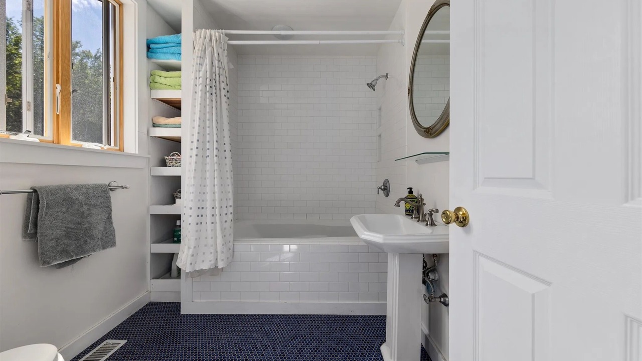 Photo of Bathroom in Troy