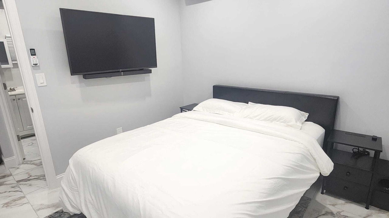 Photo of Bedroom in Hempstead