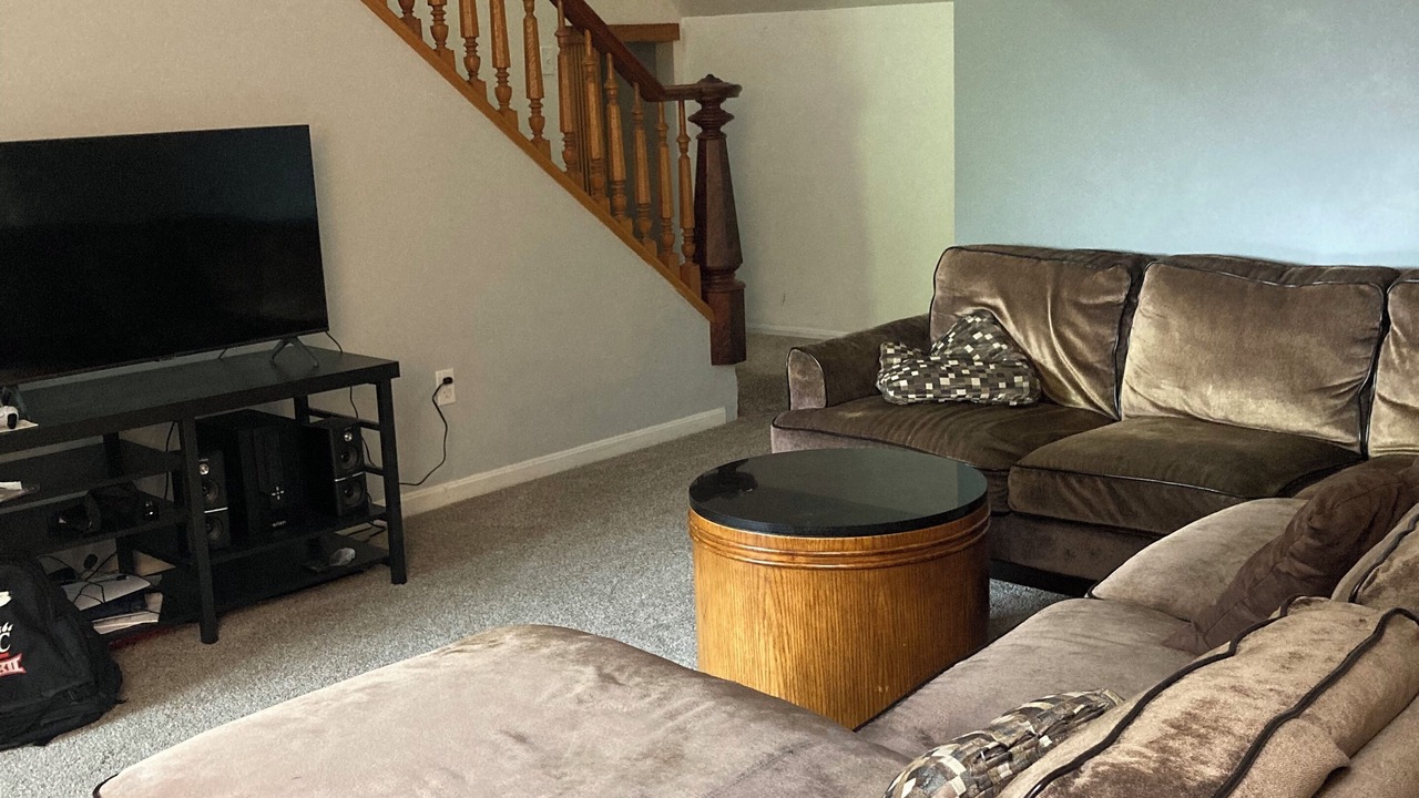 Photo of Livingroom in Clifton Heights