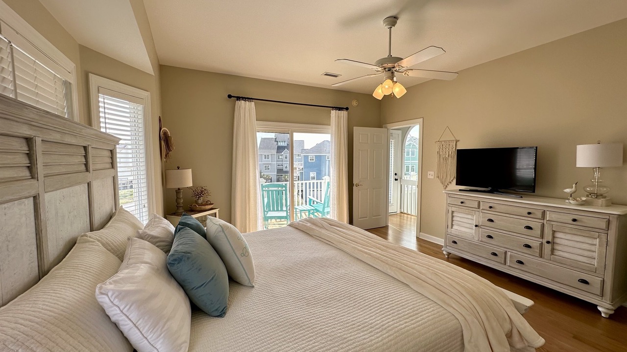 Photo of Bedroom in Village of Stump Sound