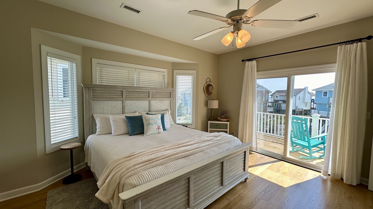 Photo of Bedroom in Village of Stump Sound