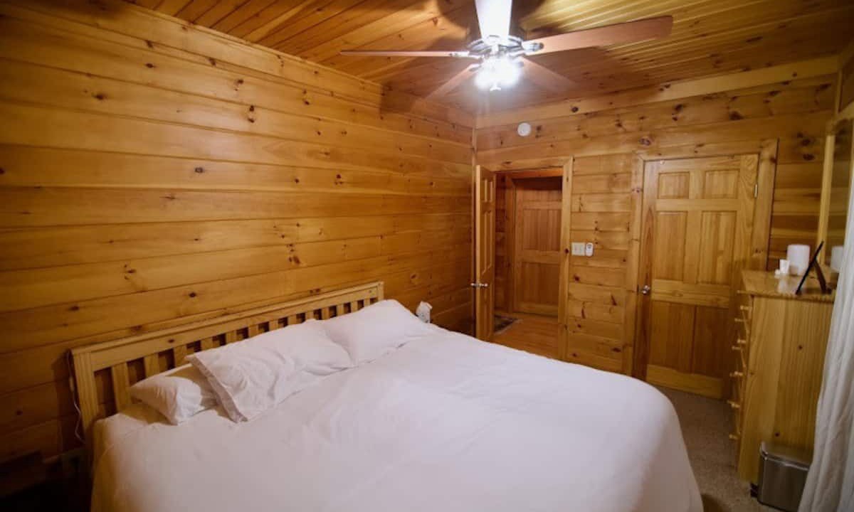 Photo of Bedroom in Pittsfield