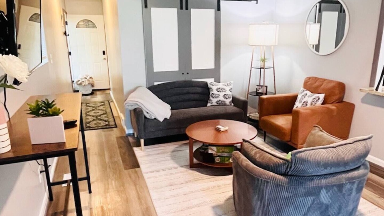 Photo of Livingroom in Hamilton