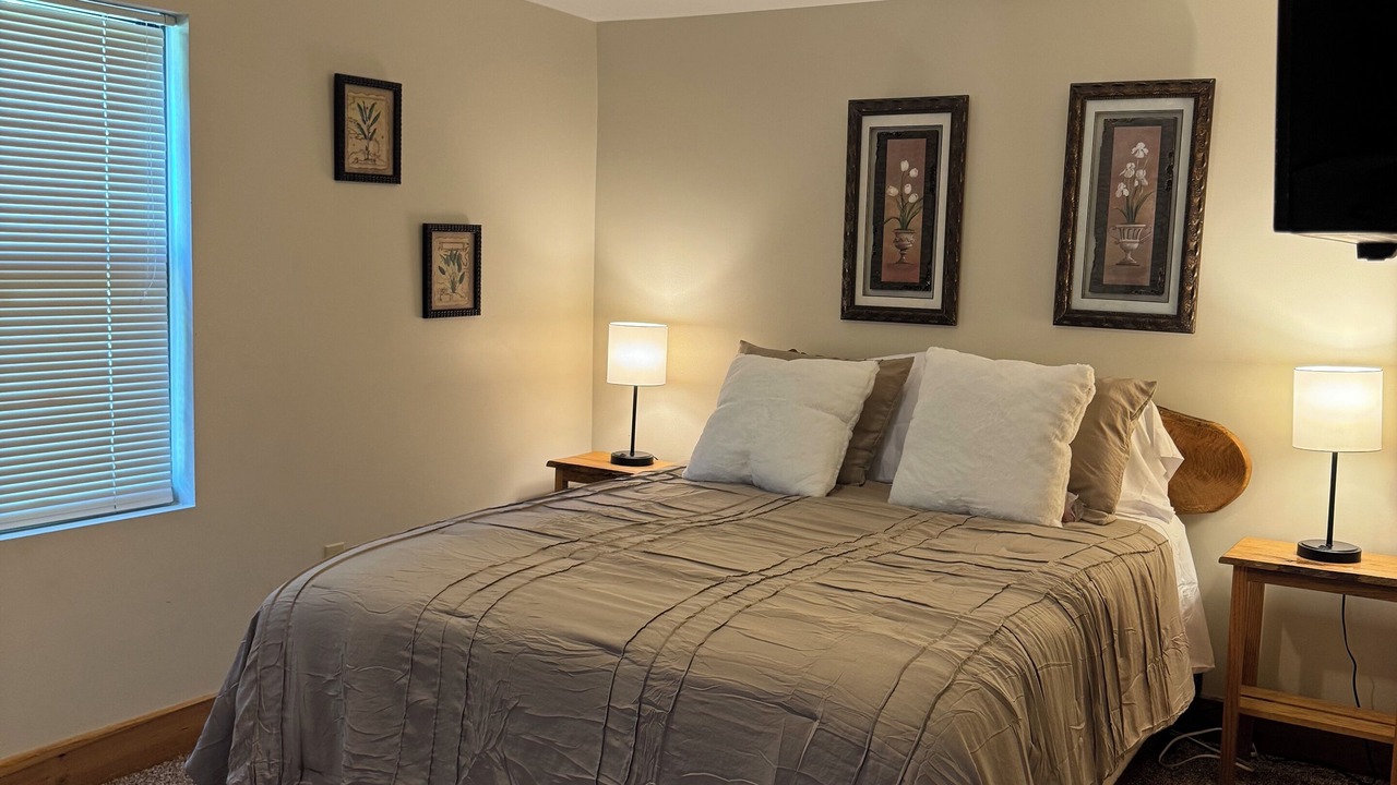 Photo of Bedroom in Victor