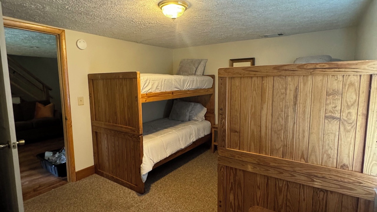 Photo of Bedroom in Victor