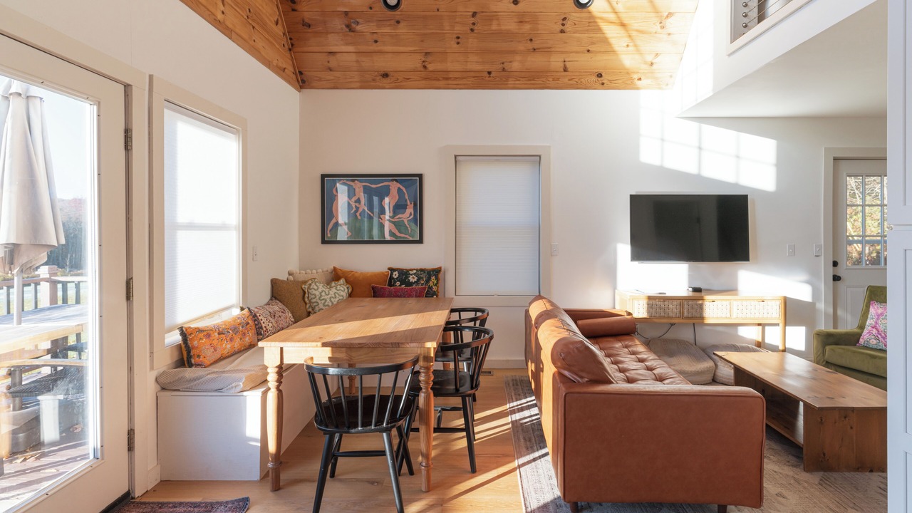 Photo of Livingroom in Bovina Center